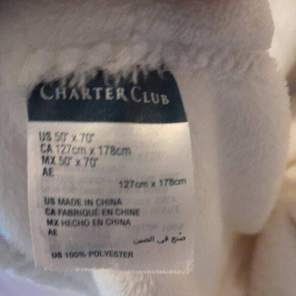 Macy's Charter Club Cozy Plush Wrap Wearable Poncho Shawl Blanket with Pockets - Picture 7 of 10